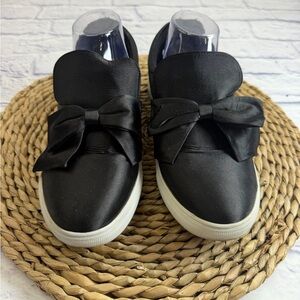 Wild Diva Lounge Black Satin Bow Slip On Sneakers. Size 8.5.